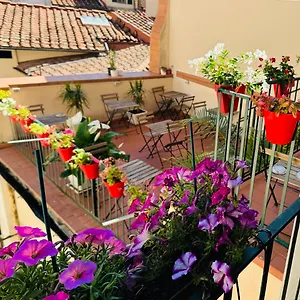 Emerald Palace Hostel