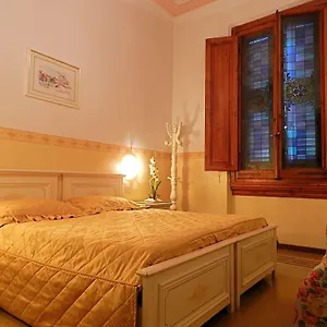 3* Ξενοδοχείο Desiree